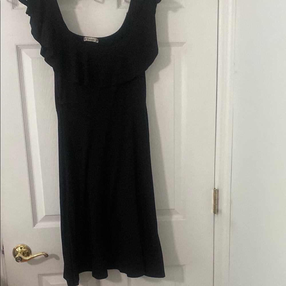 Forever Elegant Black dress Ruffle Scoop neckline in front & back Stretch PTP 17